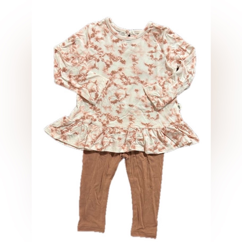 Babysprouts two piece bamboo ruffle set. Brand new with tags
